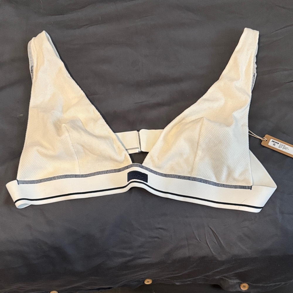 SKIMS Cottonrib Plunge Bralette in Marble